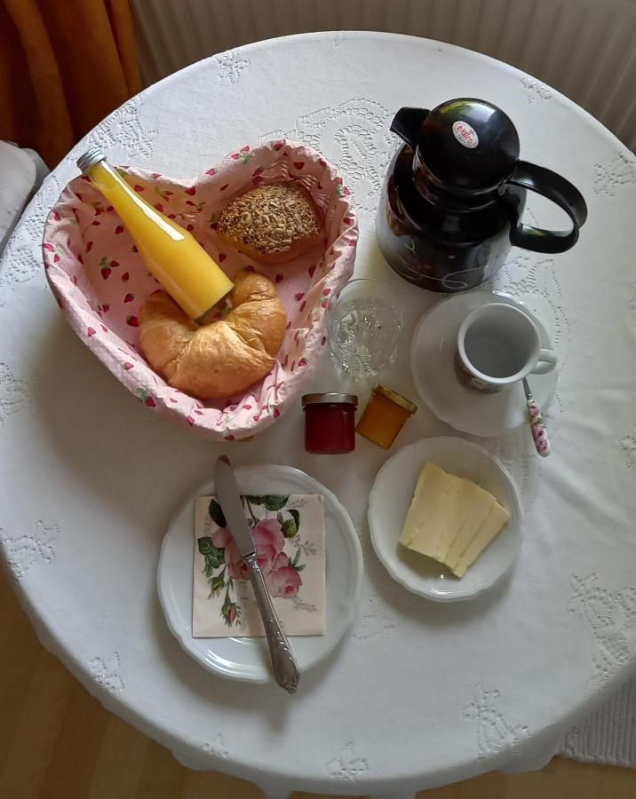 Privates Doppelzimmer Im Schwarzwald Schramberg Exterior foto